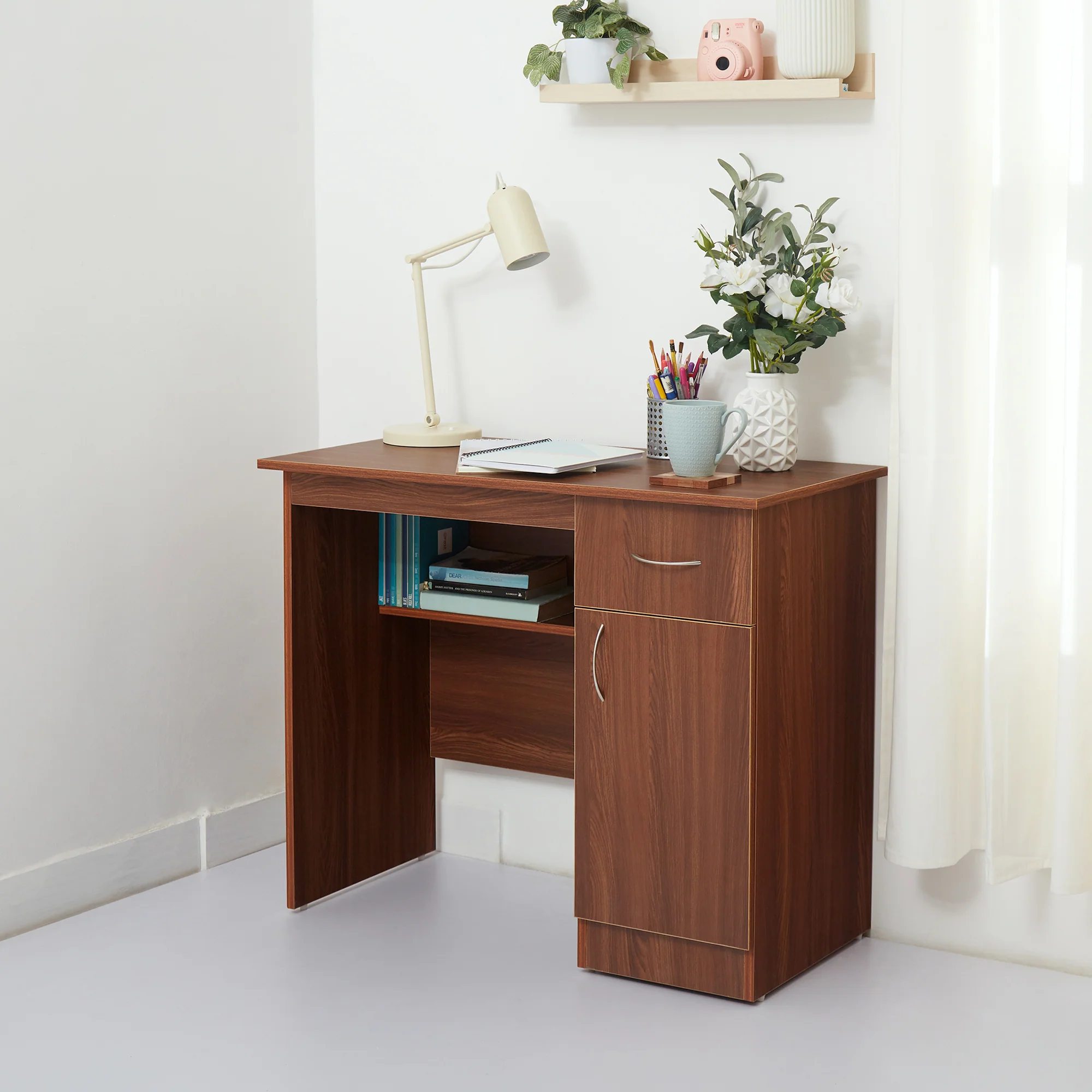 Green Soul Venue Study Table - Image 29